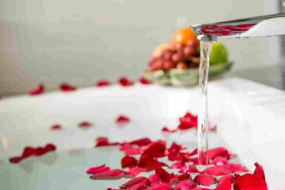 Apartment Cal King & Queen Beds, 3 Spas & Pool Gourmet Kitchen, Wicked Fast Wifi & Covered Security Parking, Two Smart Tvs With Disney, Apple Tv & Amazon Prime, Ideal For Nightly & Weekly Executive Stays