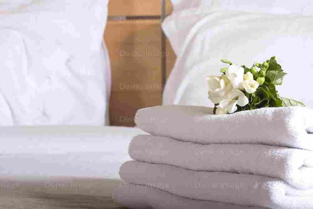 Cal King & Queen Beds, 3 Spas & Pool Gourmet Kitchen, Wicked Fast Wifi & Covered Security Parking, Two Smart Tvs With Disney, Apple Tv & Amazon Prime, Ideal For Nightly & Weekly Executive Stays *